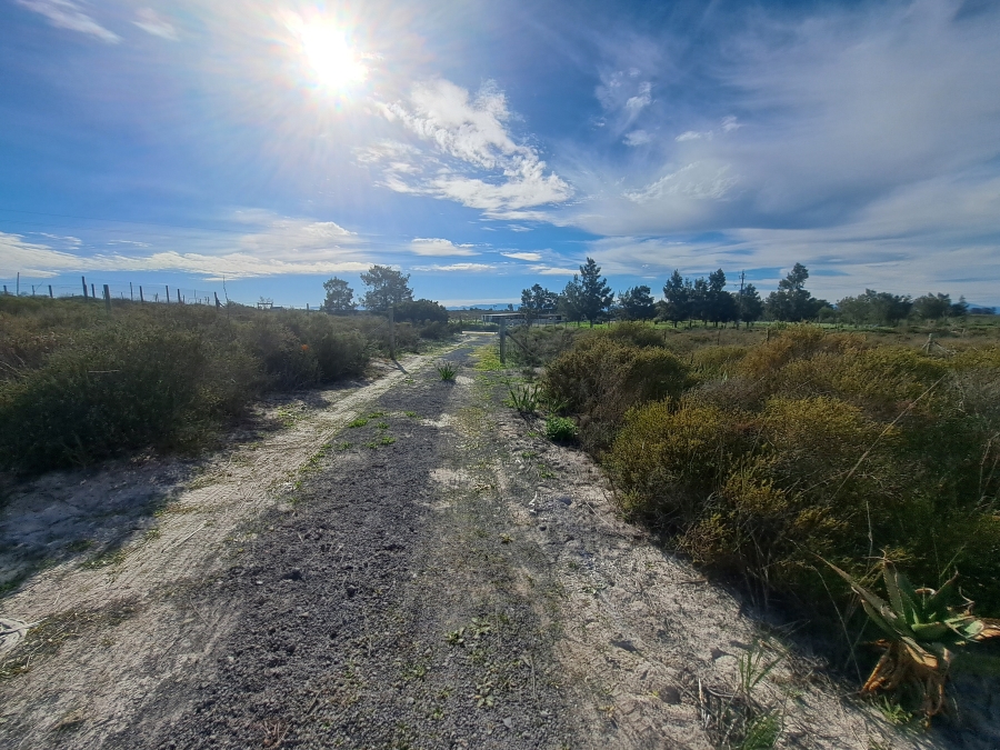 1 Bedroom Property for Sale in Hartebeesfontein Western Cape